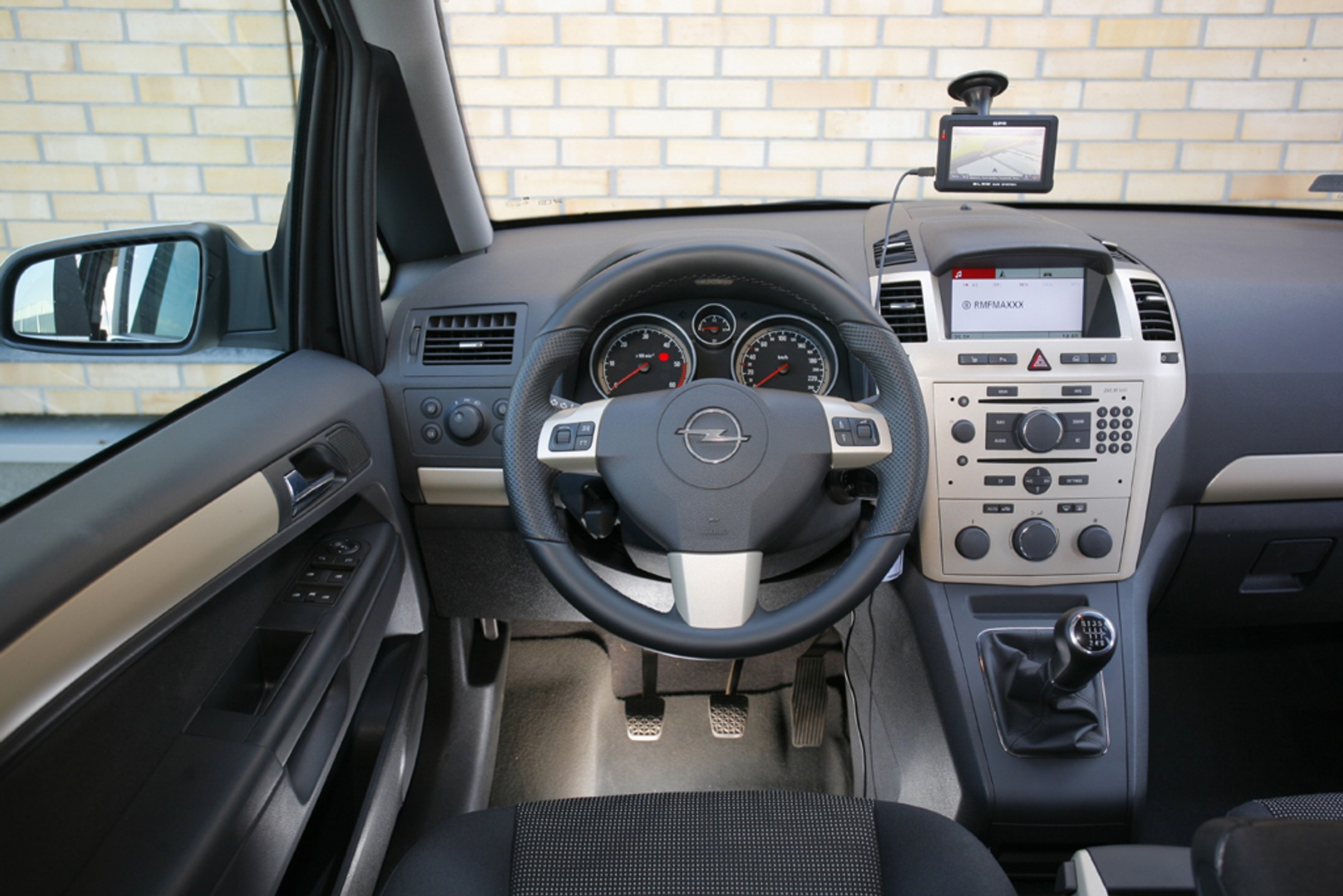 5 minivanów w teście czytelników - Który okaże się najlepszy dla rodziny Toyota Verso, Mazda 5, Opel Zafira, Renault Scenic czy Citroen C4 Picasso?