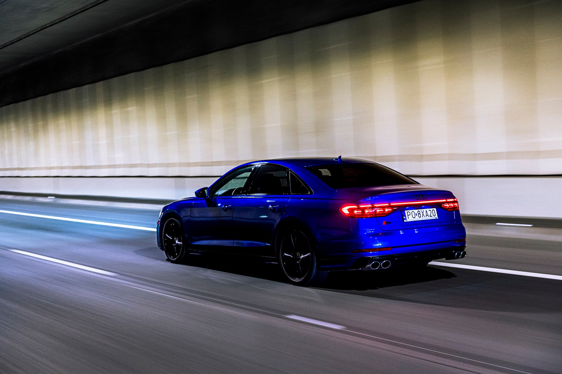 Audi S8