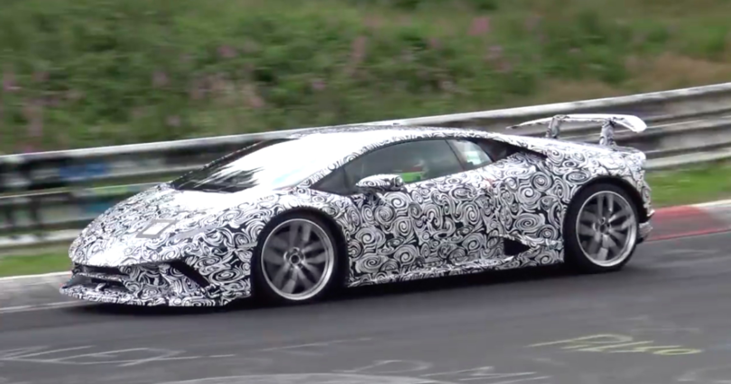 Lamborghini Huracan Performante podbija Nurburgring