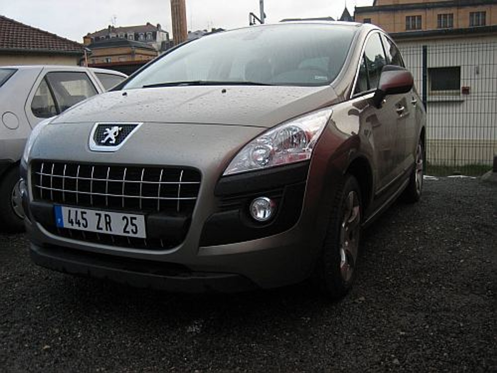 Peugeot 3008 - Kompaktowy crossover prosto z Francji