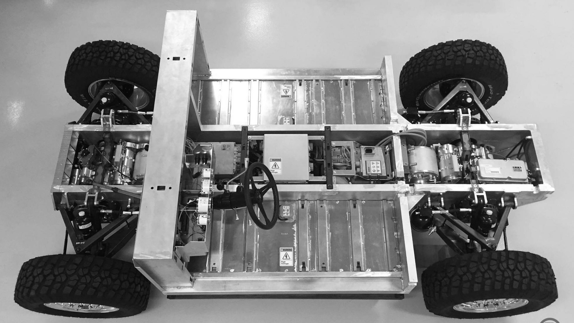 Bollinger B1 – niezbyt piękny, ale za to praktyczny i na prąd