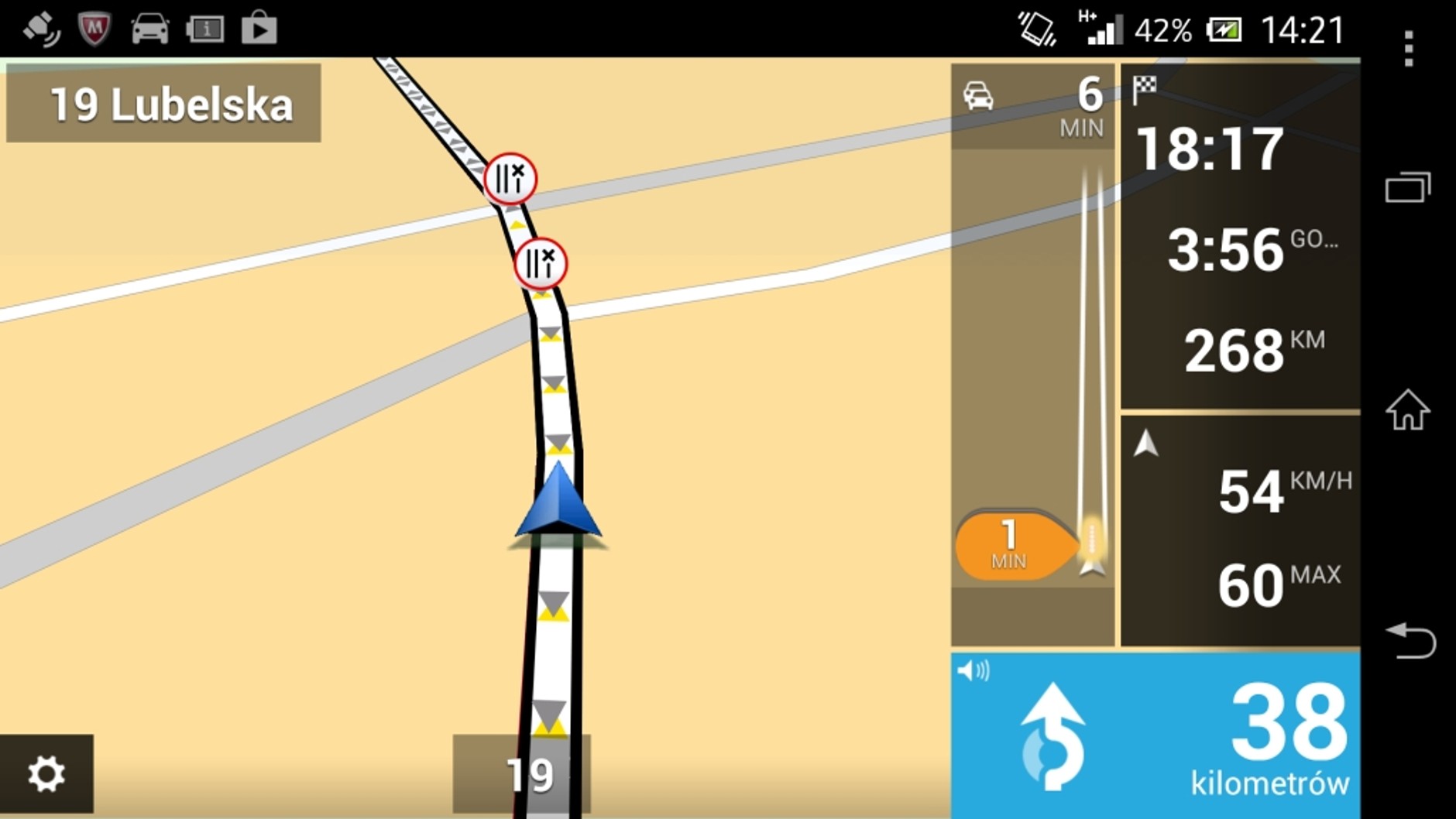 Nawet na drogach o mniejszym natężeniu ruchu TomTom trafnie pokazywał miejsca z remontami dróg.