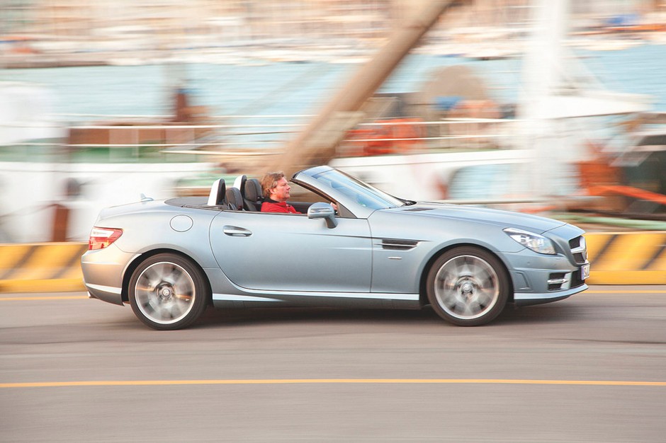 Boxster kontra BMW Z4, Audi TT i Mercedes SLK: czy Porsche pokona konkurentów