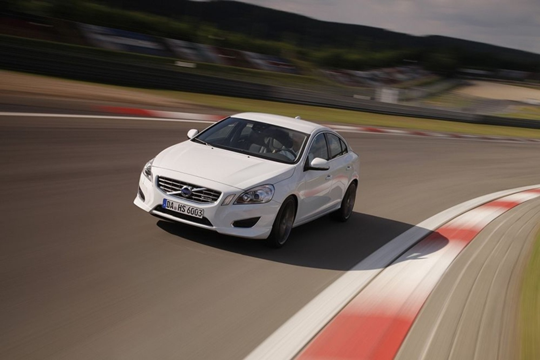 Volvo S60 – zły dotyk Heico boli całą drogę