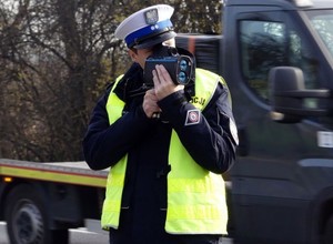 Lekcja pierwszej pomocy zamiast mandatu - policjanci uczyli zamiast karać