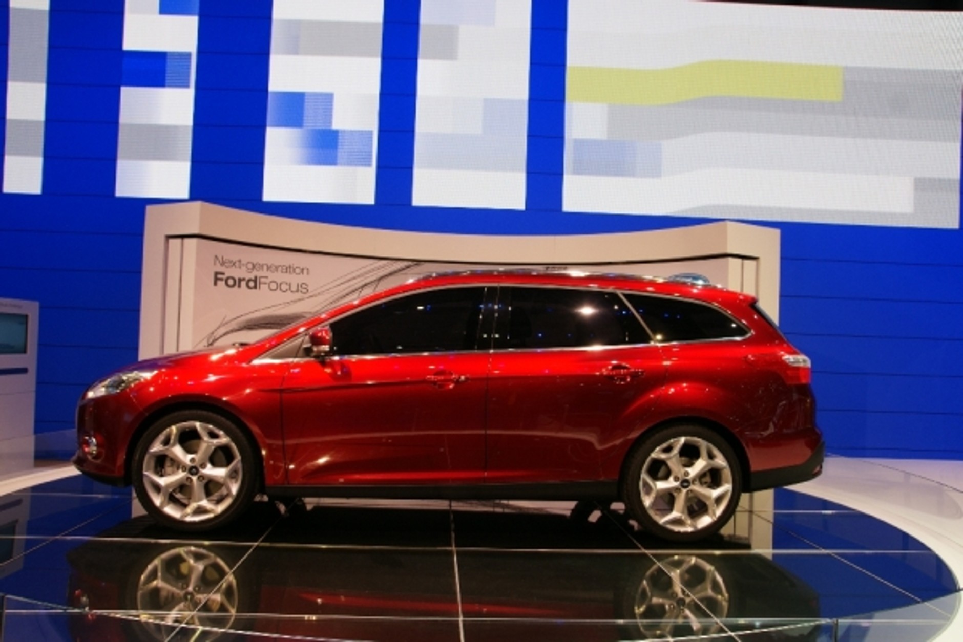 Genewa 2010: pierwszy dzień prasowy (galeria 2.)