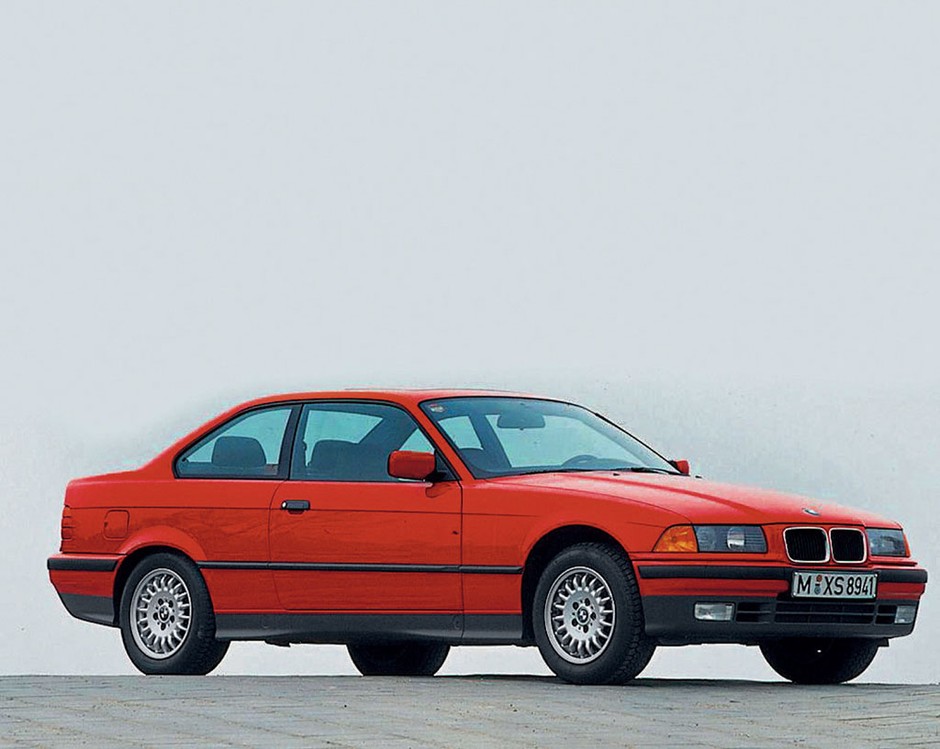 BMW E36 - jeszcze nie na emeryturze, a już prawie kultowe