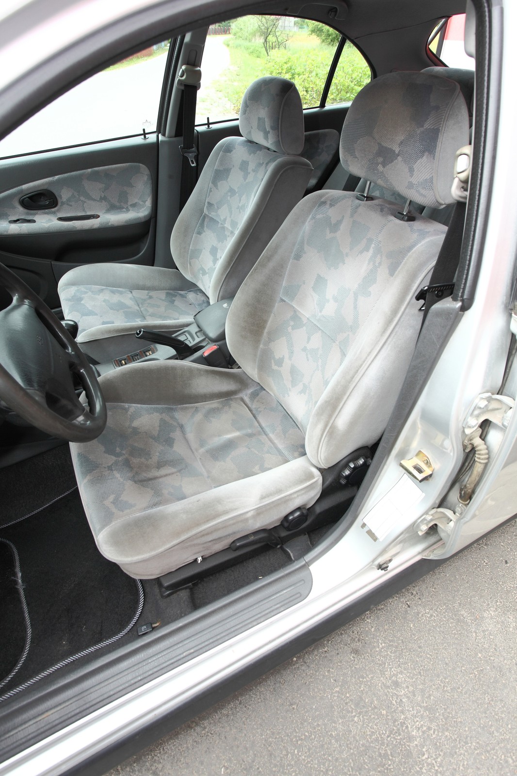 Mitsubishi Carisma - przejechał 1 mln km