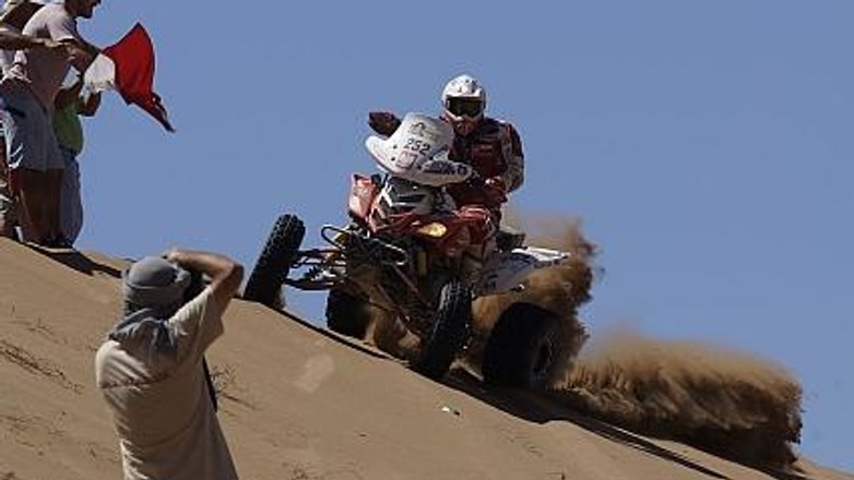 Dakar 2010: Sonik jechał bez podnóżka