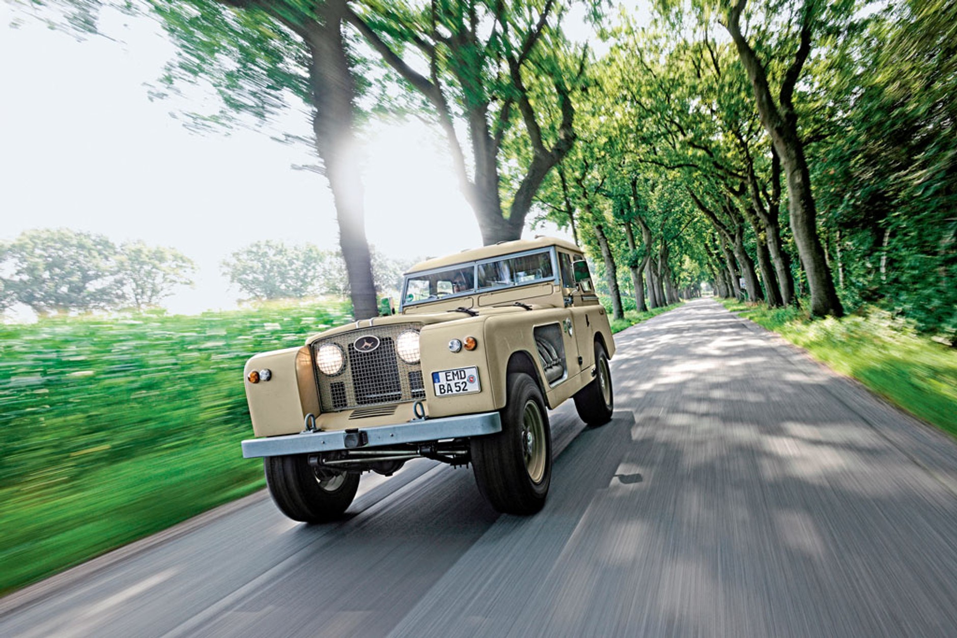 Bell Aurens Aqaba - monstrum na czterech kołach