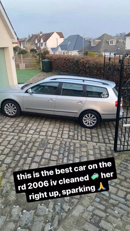 Tyson Fury i jego kilkunastoletni samochód Volkswagen Passat
