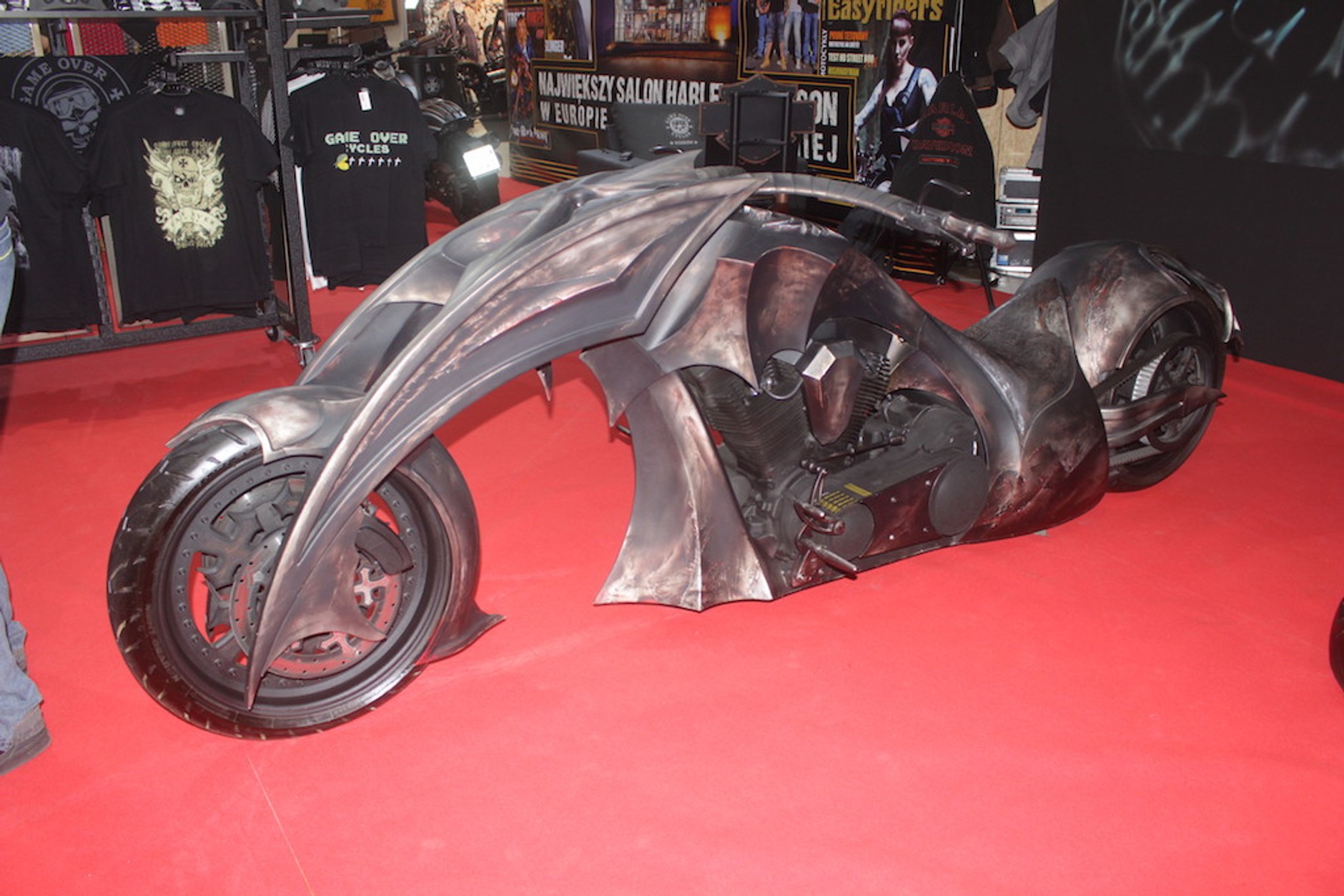 Wystawa motocykli w Nadarzynie – customy