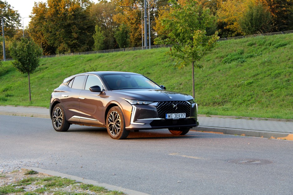DS 4 PHEV Antoine De Saint Exupery