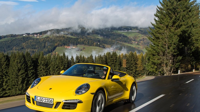Jak jeździ Porsche 911 Carrera 4s?