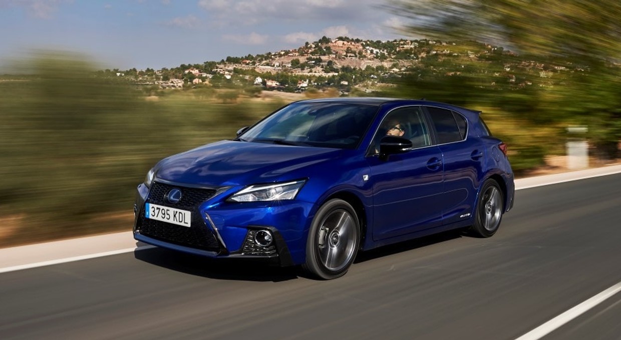 Lexus CT - pierwszy luksusowy hatchback z napędem hybrydowym