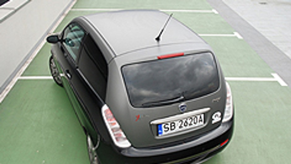 Lancia Ypsilon - Designerski "maluch"