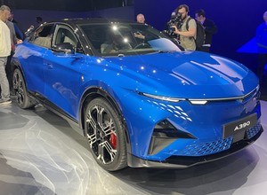 Obejrzałem SUV-a, który udaje, że nim nie jest. Bije z niego sportowy duch Alpine