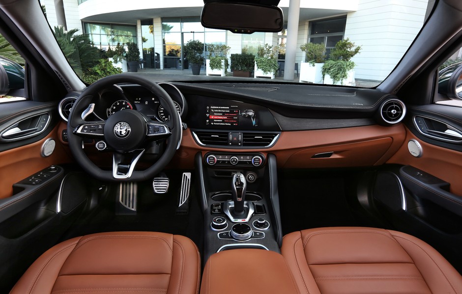 Alfa Romeo Giulia i Stelvio: modernizacja MY2020