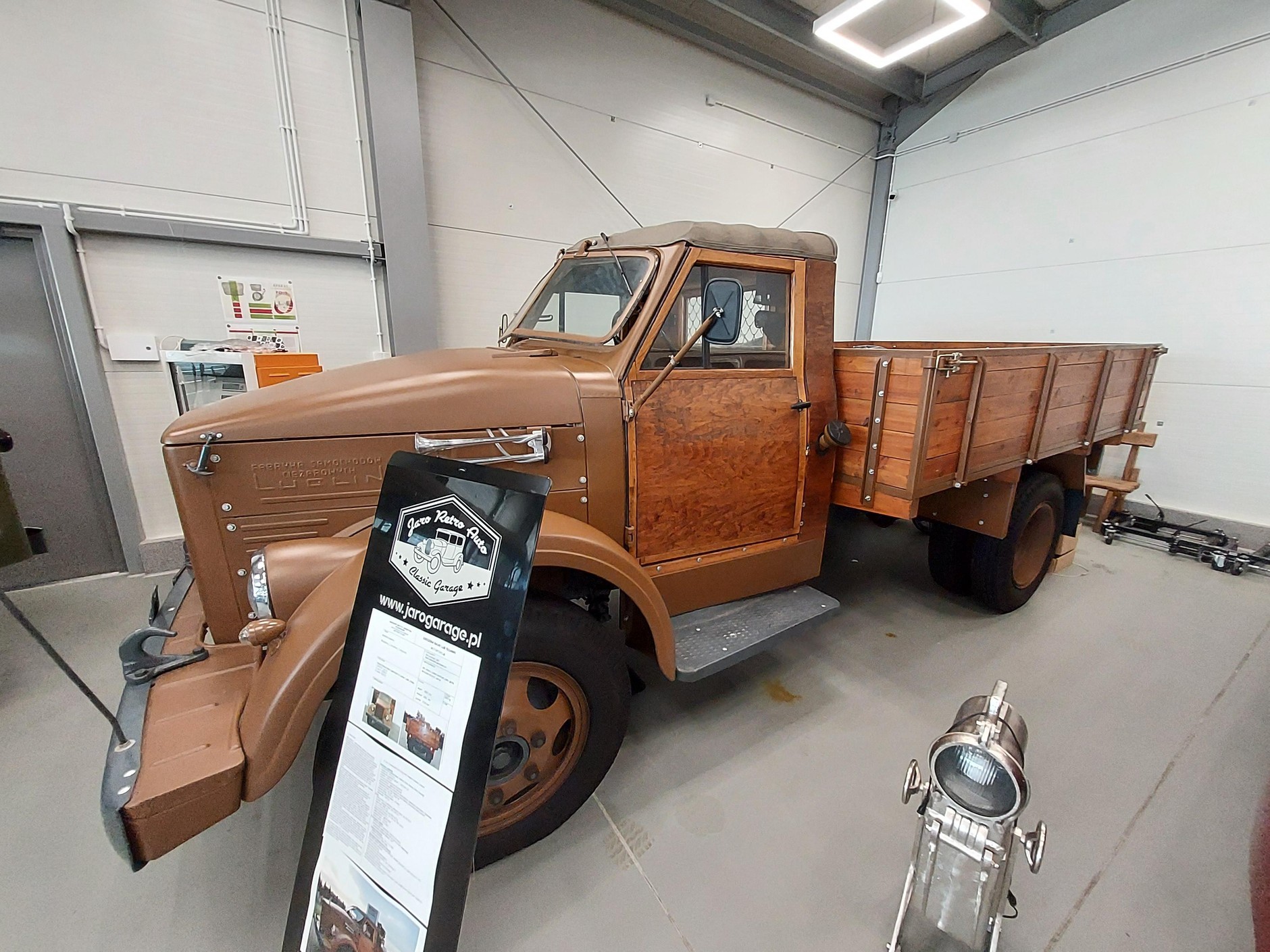 Muzeum motoryzacyjne w Lublinie. Lublin 51 z 1953 r.