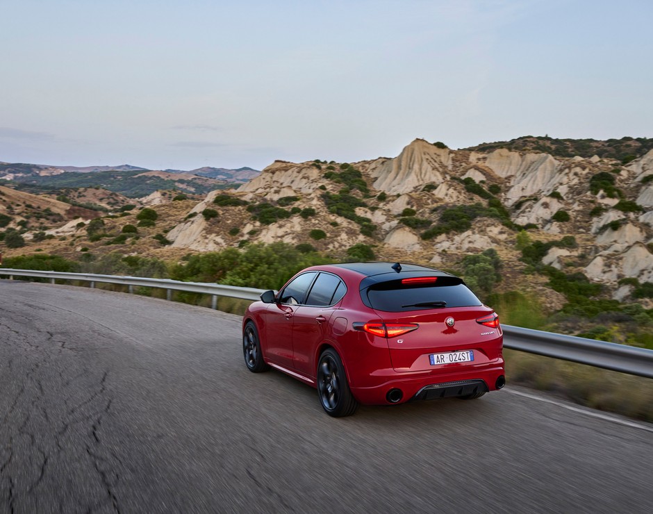 Alfa Romeo Stelvio Tributo Italiano