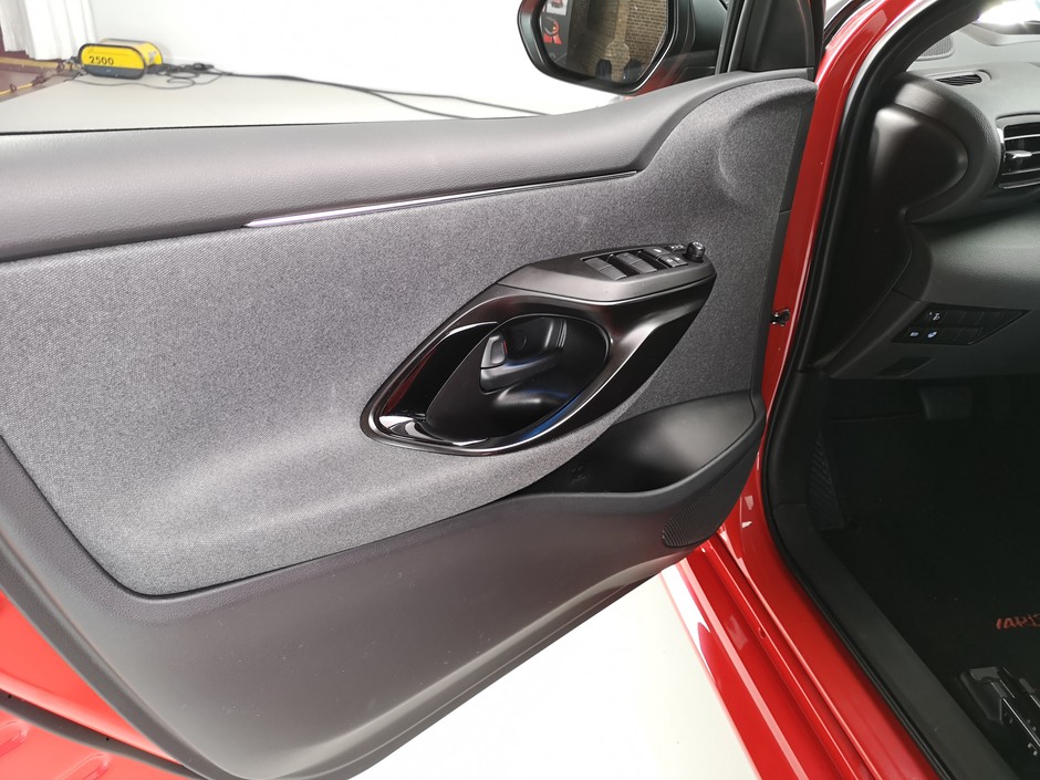 Toyota Yaris IV