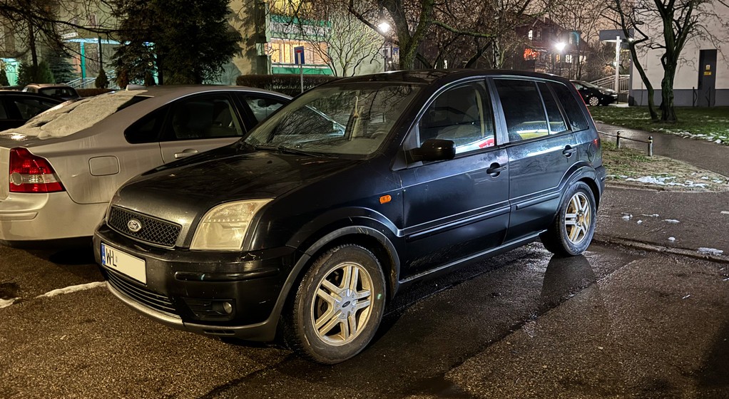 Używany samochód Ford Fusion za 2400 zł