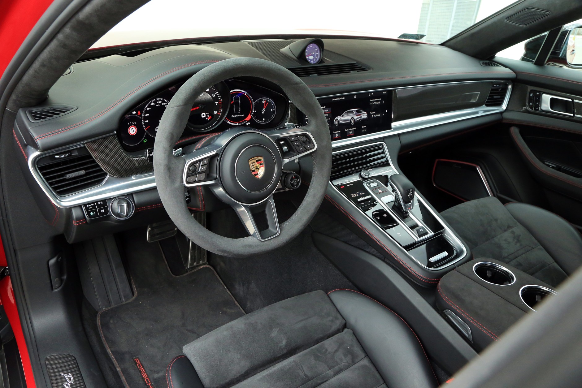 Porsche Panamera Sport Turismo GTS