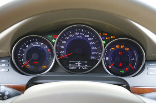 Honda Legend 3.5 V6 - Legenda, która nadejdzie jutro?