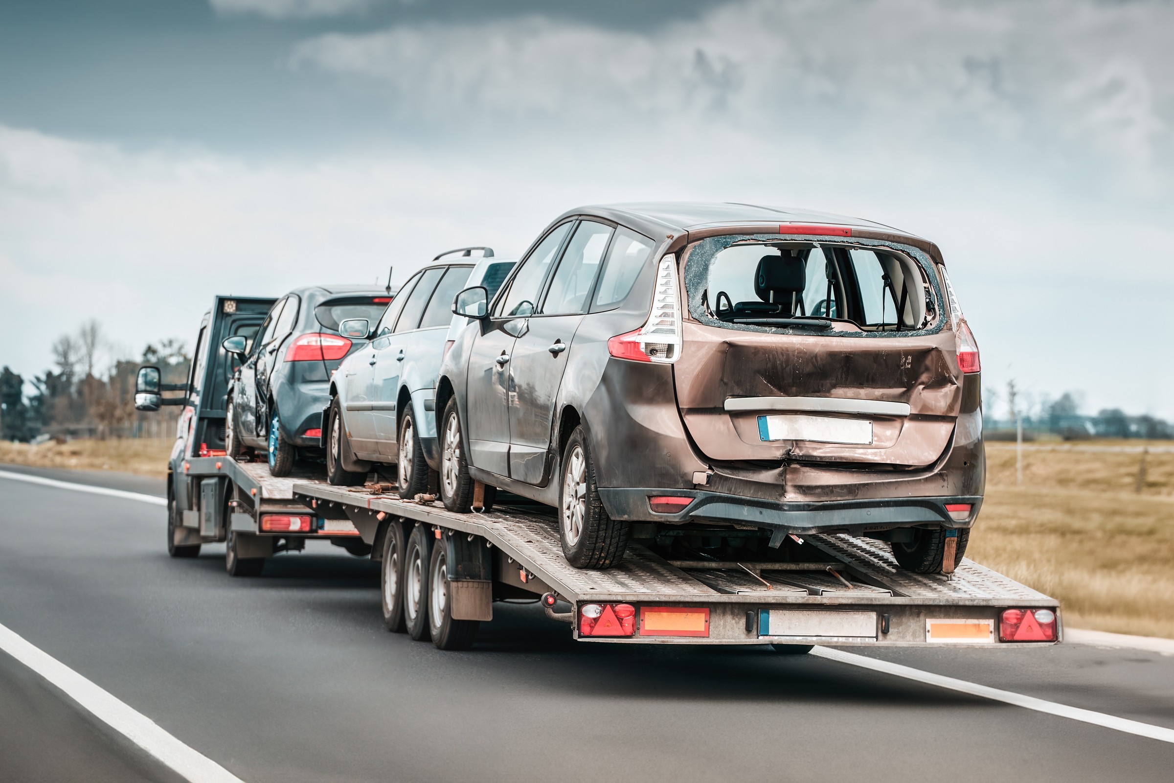 Czarny listopad dla handlarzy samochodów z zagranicy. Najniższe wyniki od blisko dwóch lat