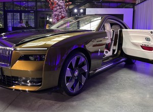 Rolls-Royce Spectre z usterką. Właściciele muszą pofatygować się do serwisu