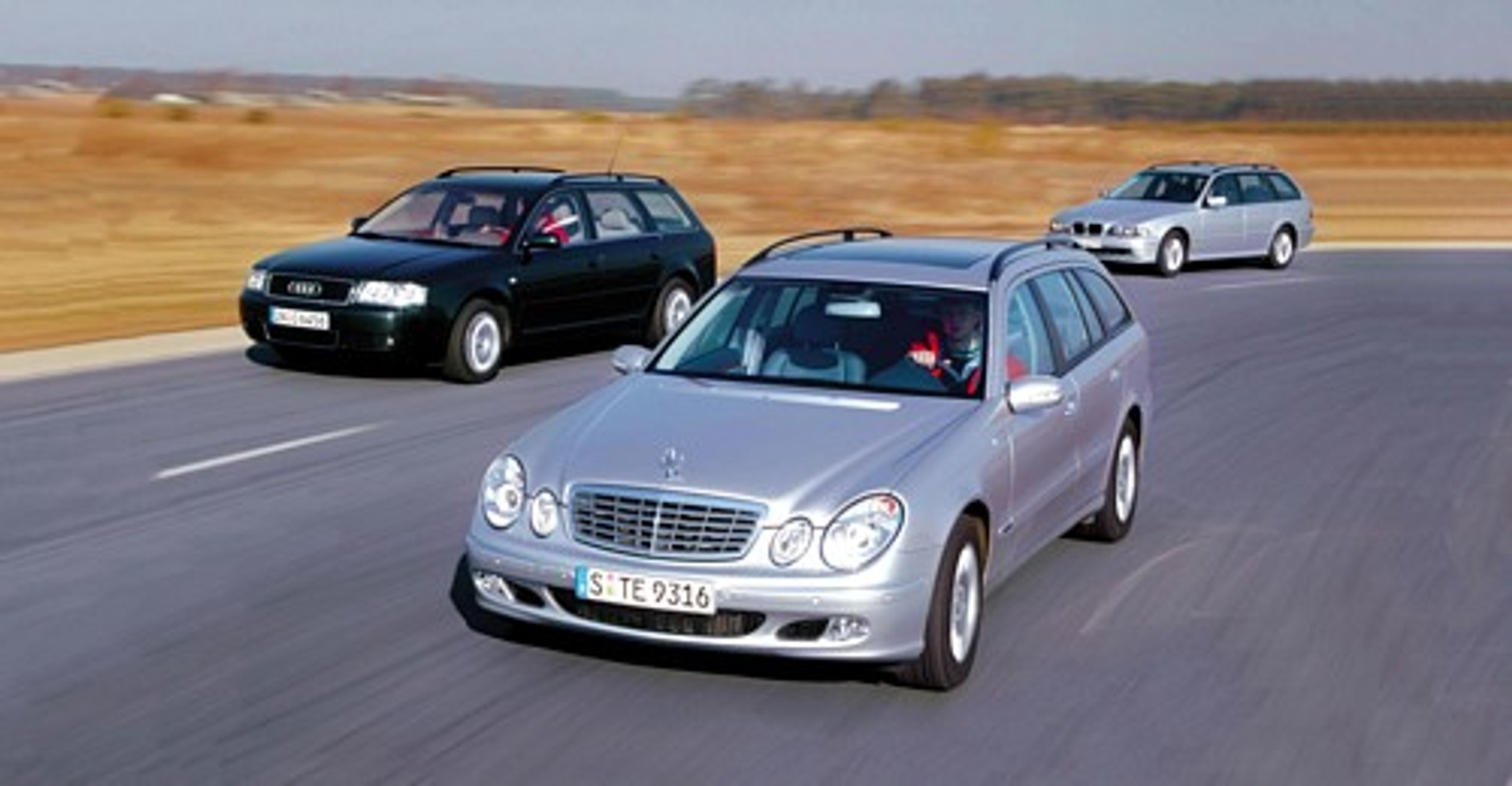 Audi A6 Avant 2.5 TDI, BMW 530d Touring, Mercedes ET 320 CDI Elegance - Nowy król przestrzeni