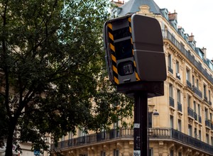 Superfotoradary we Francji. Urządzenia mają otrzymać nowe funkcje