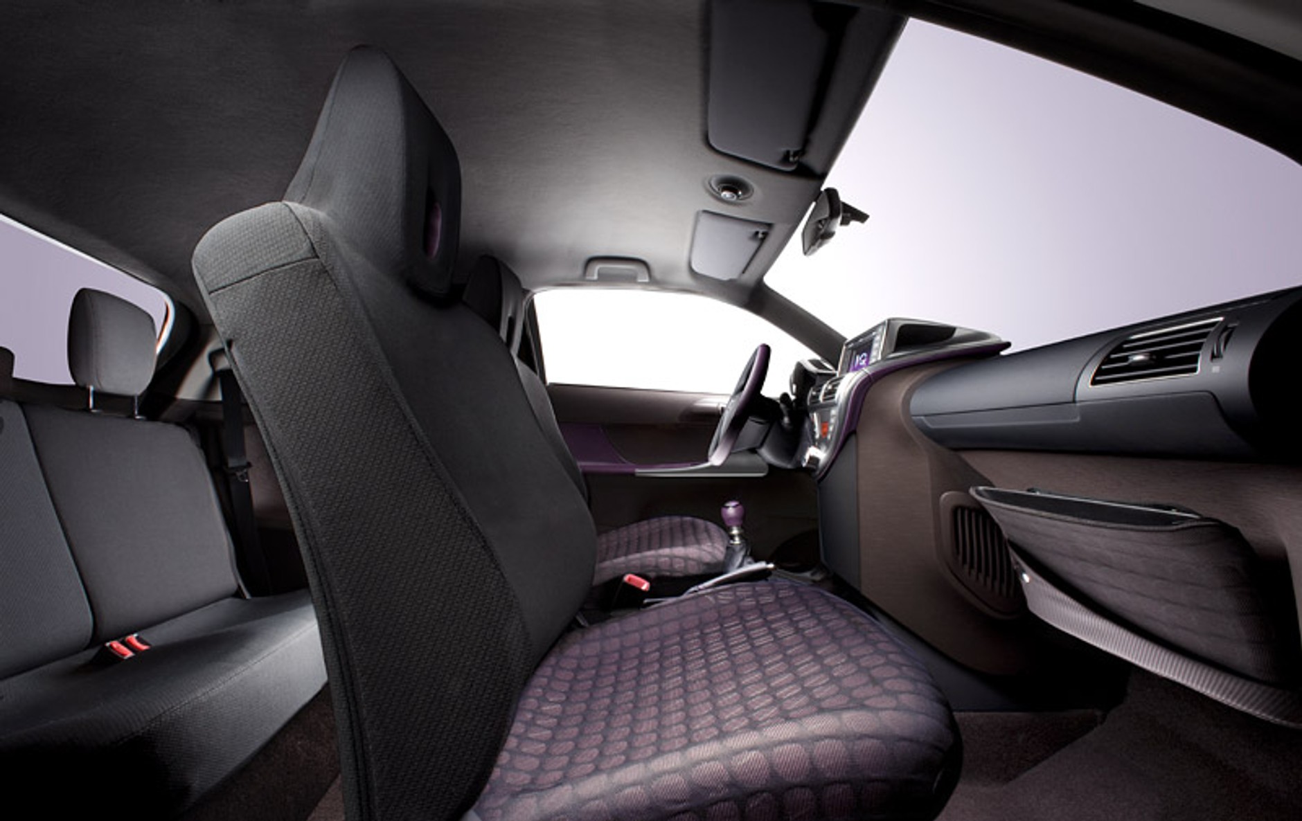 Genewa 2008: Toyota iQ w wersji seryjnej, w sprzedaży jeszcze w tym roku