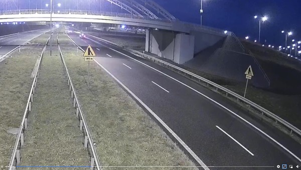Jechał w nocy pod prąd na A1. Nagranie mrozi krew w żyłach