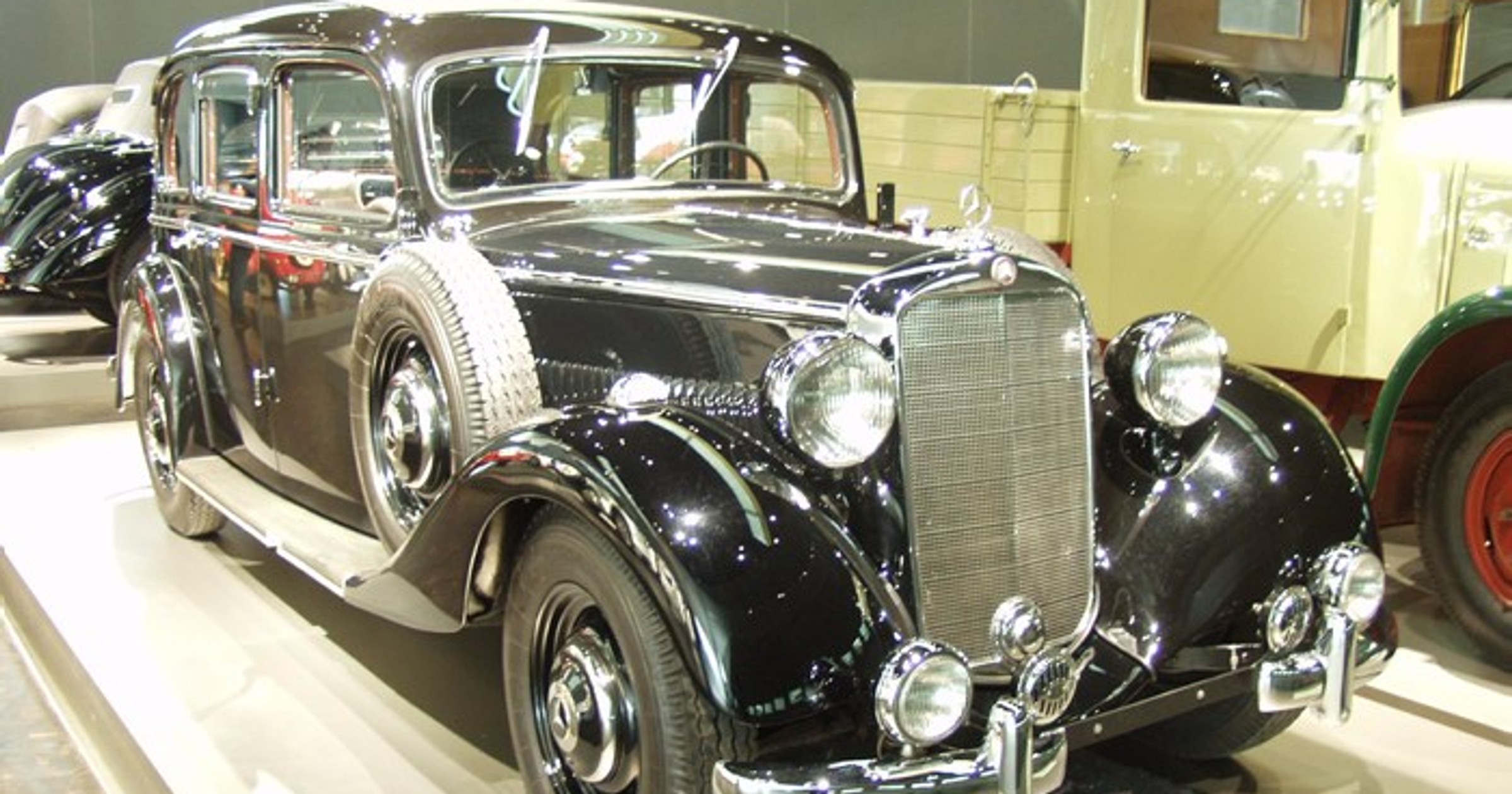 Mercedes 260 D