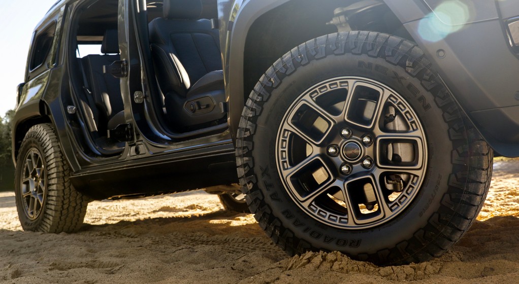 Jeep Recon, czyli jeden z czterech nowych modeli, które pojawią się w Europie