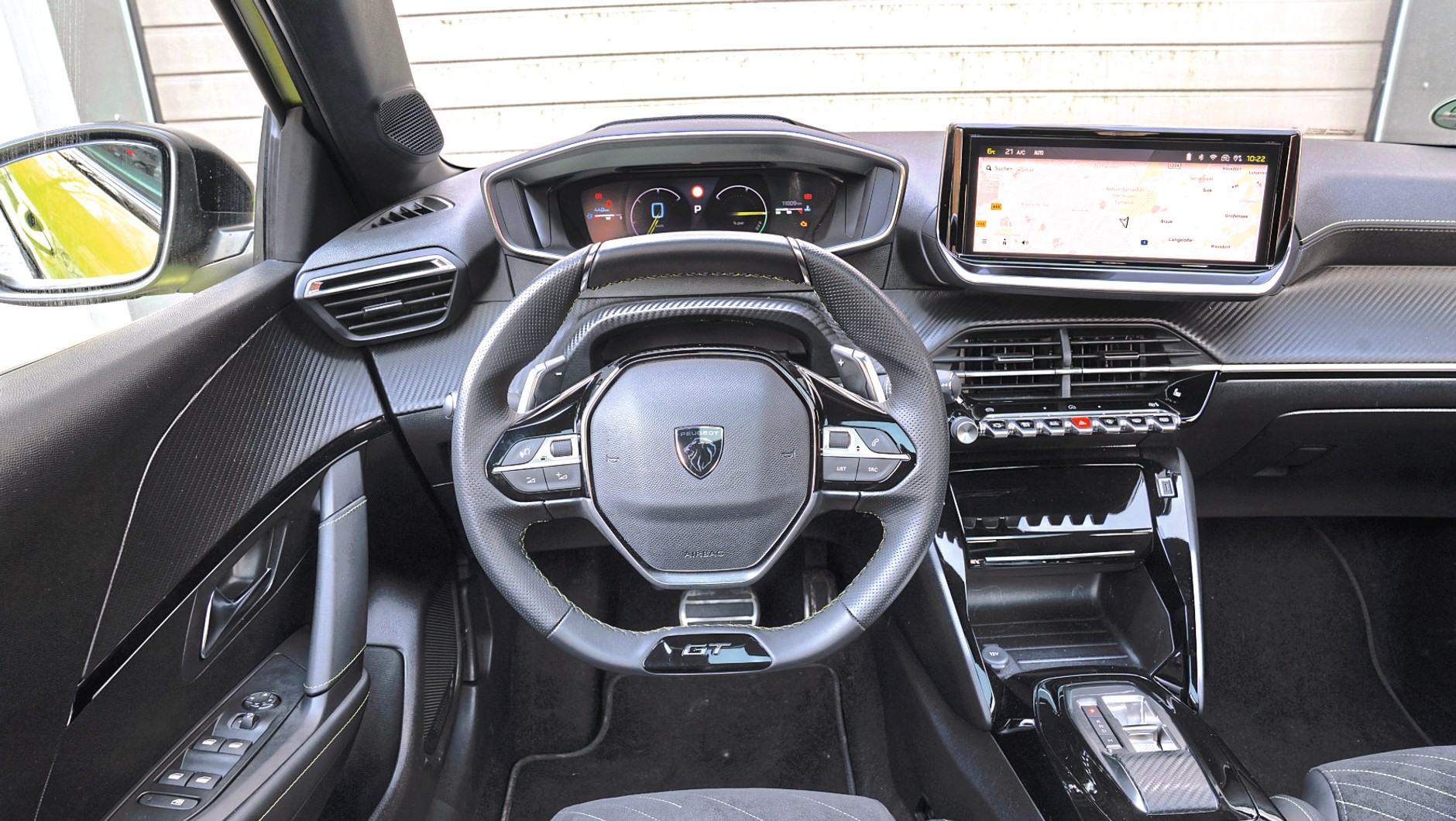 Peugeot 208 Hybrid 110 