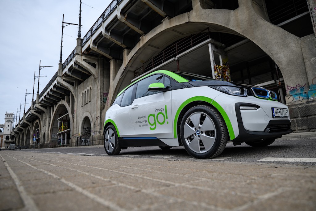 500 elektrycznych BMW i3 do wynajęcia w Warszawie