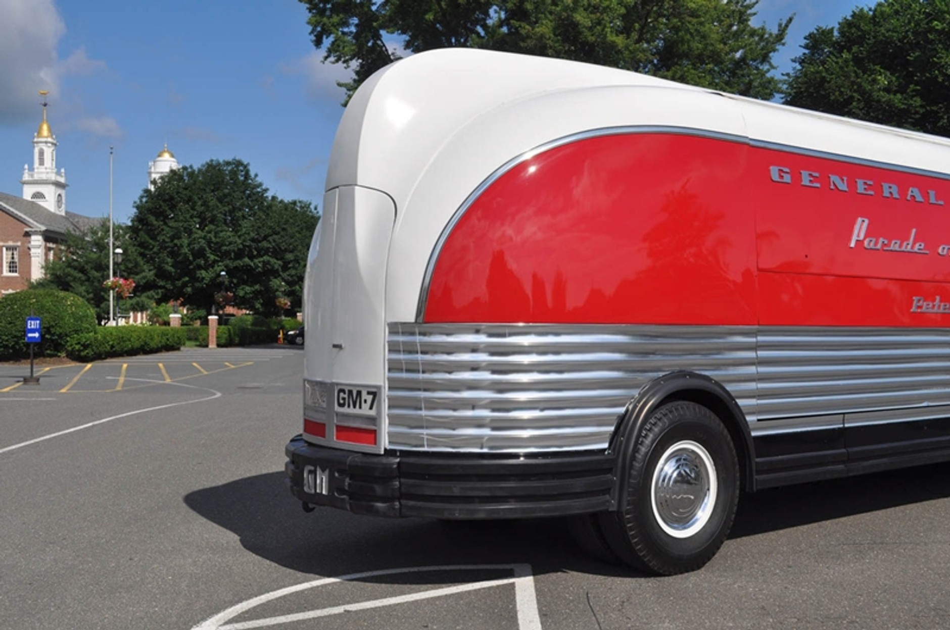 GM Futurliner