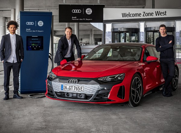 Lewandowski będzie miał gdzie ładować auto służbowe - Audi elektryfikuje Bayern Monachium