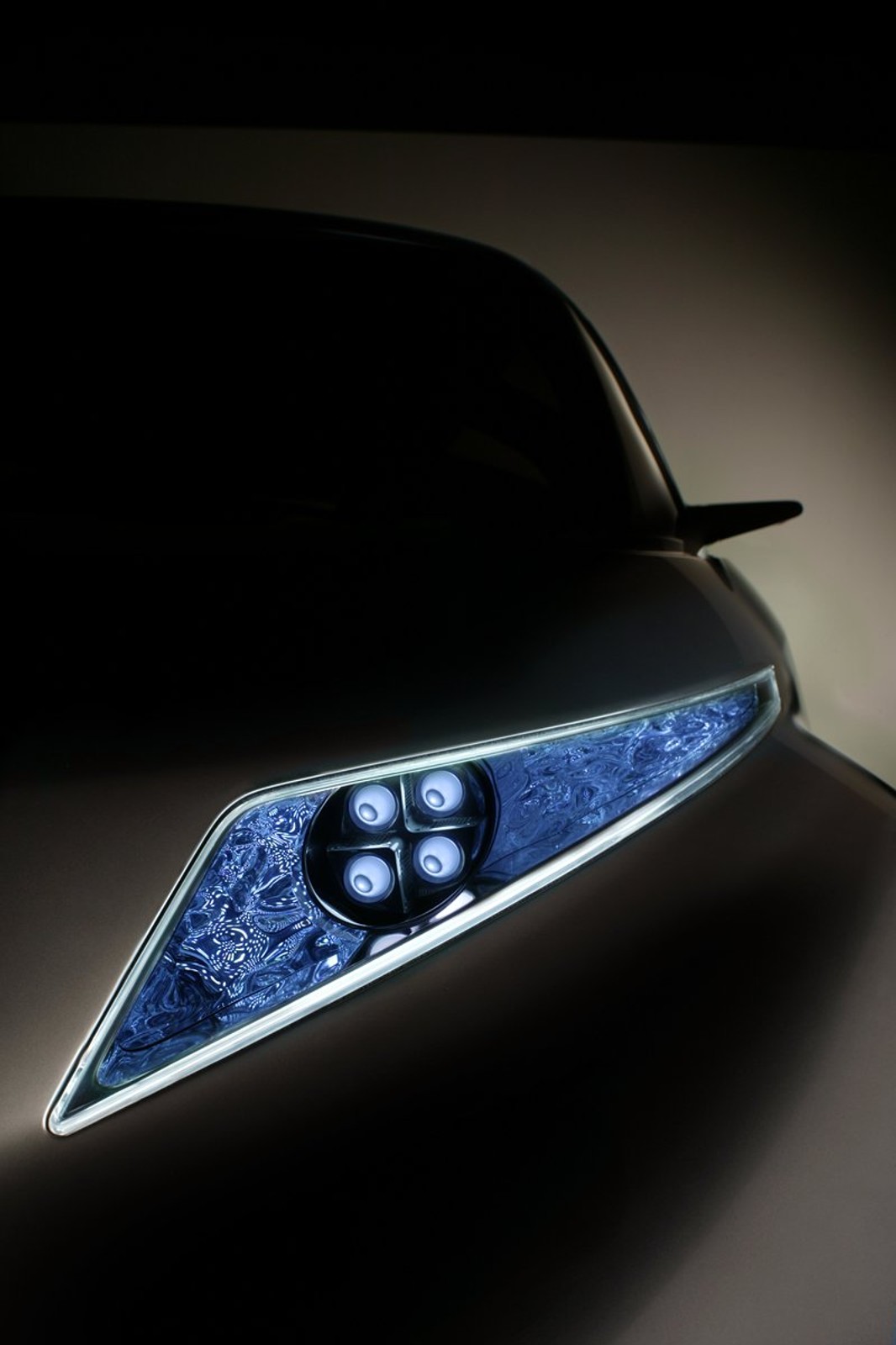 IAA Frankfurt 2007: Zelektryzowany Nissan Mixim