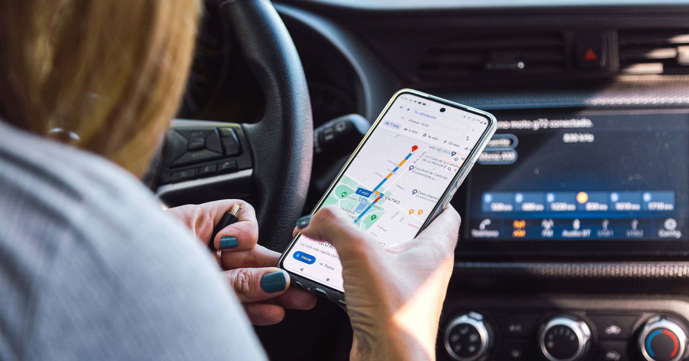 Google Maps - aplikacja do nawigacji w samochodzie