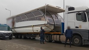 Nietypowy transport pod lupą inspektorów ITD. Z daleka zwracał na siebie uwagę