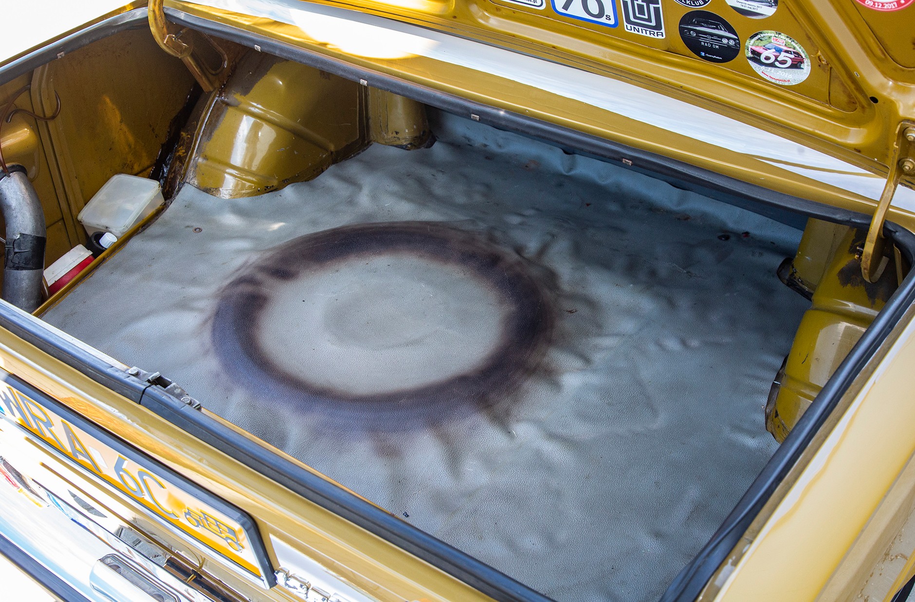 Polski Fiat 125p 1500 kontra Łada 1500 - tak podobne, a jednak tak różne