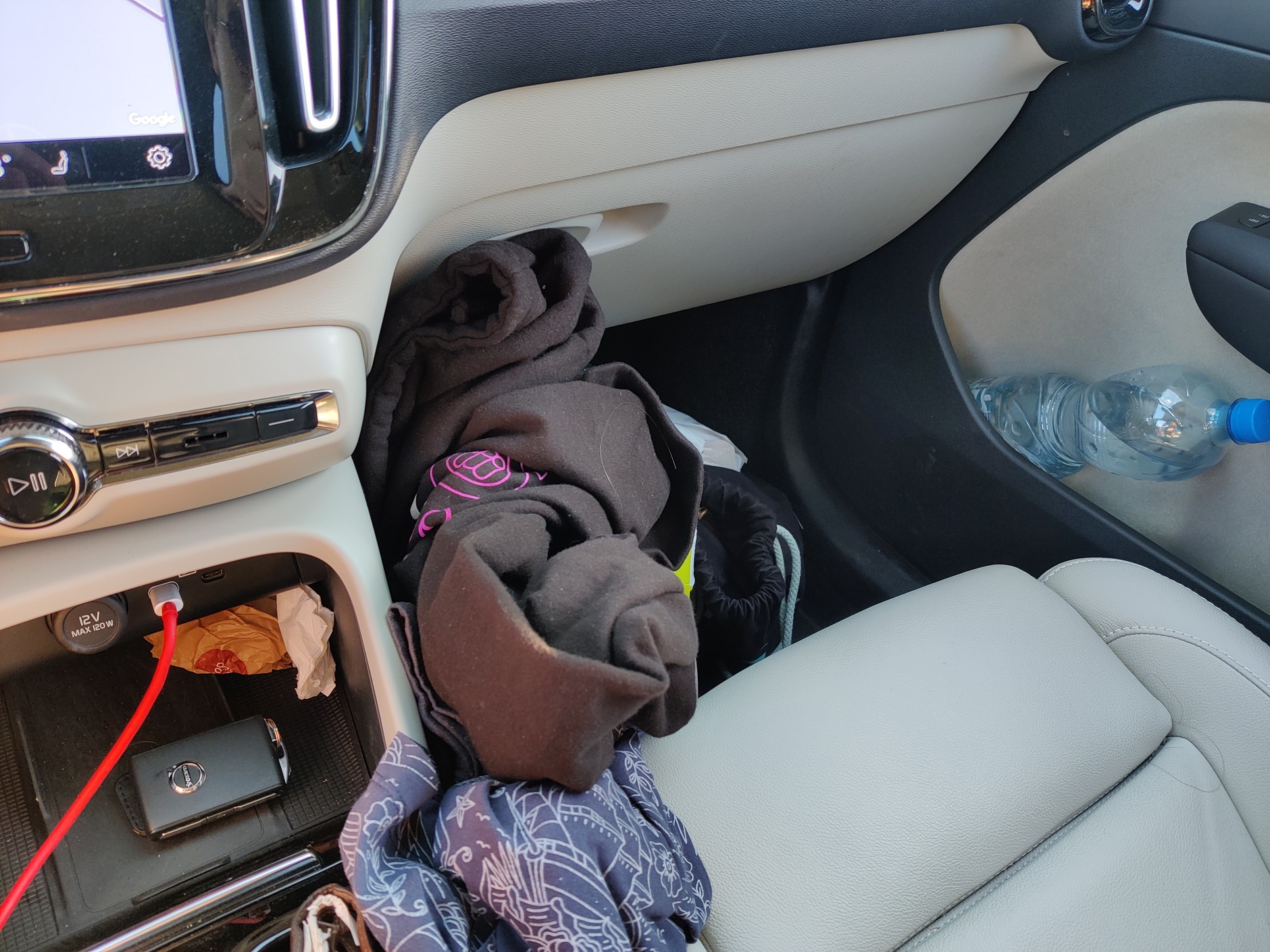 Volvo XC40 B3 podczas wyjazdu na Mazury