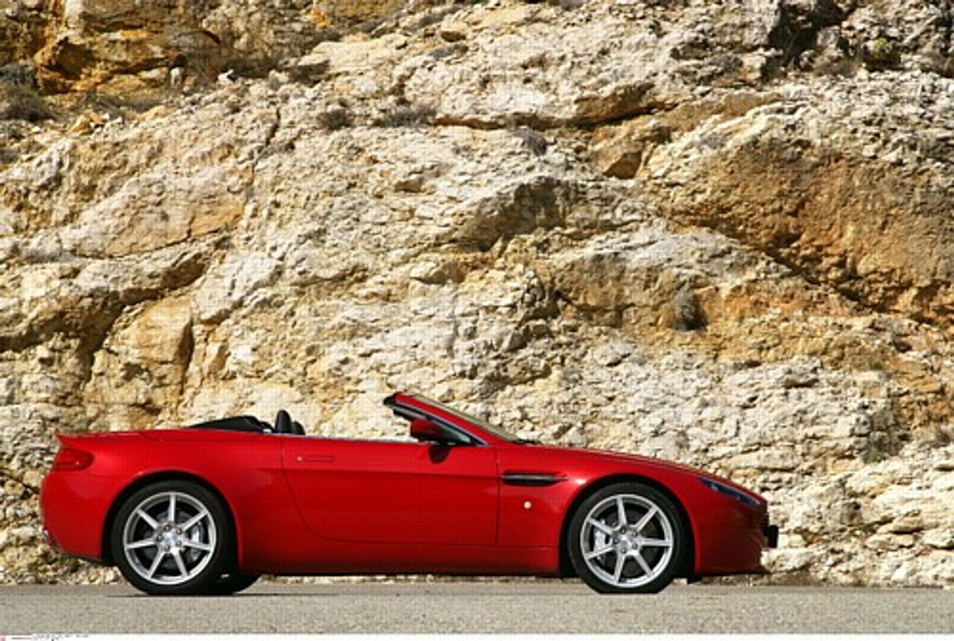 Aston Martin Vantage