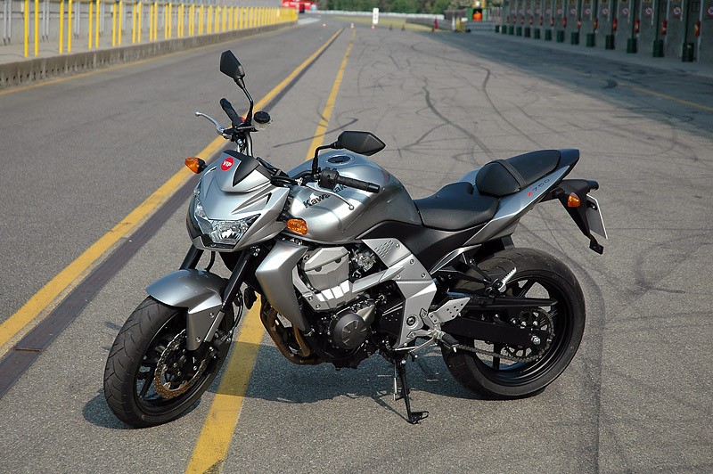 Dzień Kawasaki: tragiczny koniec małej ZX-6R Ninja (+ duża fotogaleria)