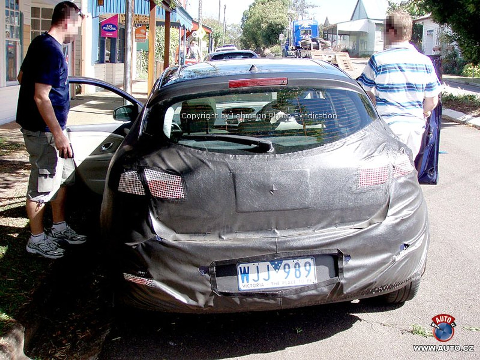 Zdjęcia szpiegowskie: Renault Megane trzeciej generacji