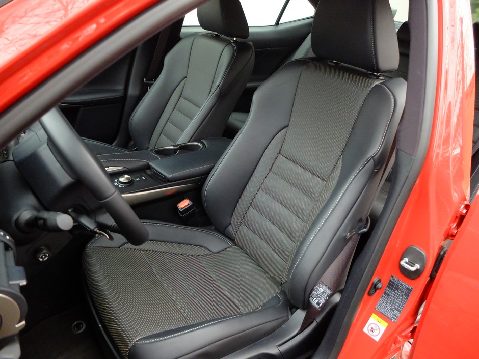 Lexus IS 200t
