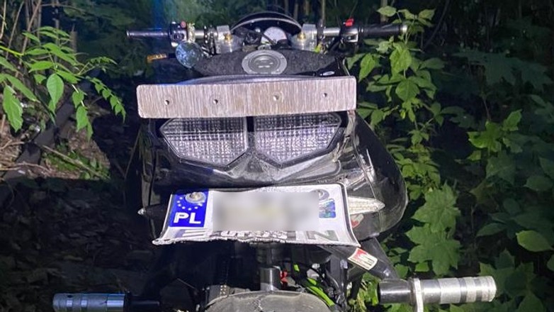 Kierowca motocykla nie zdołał uciec policjantom